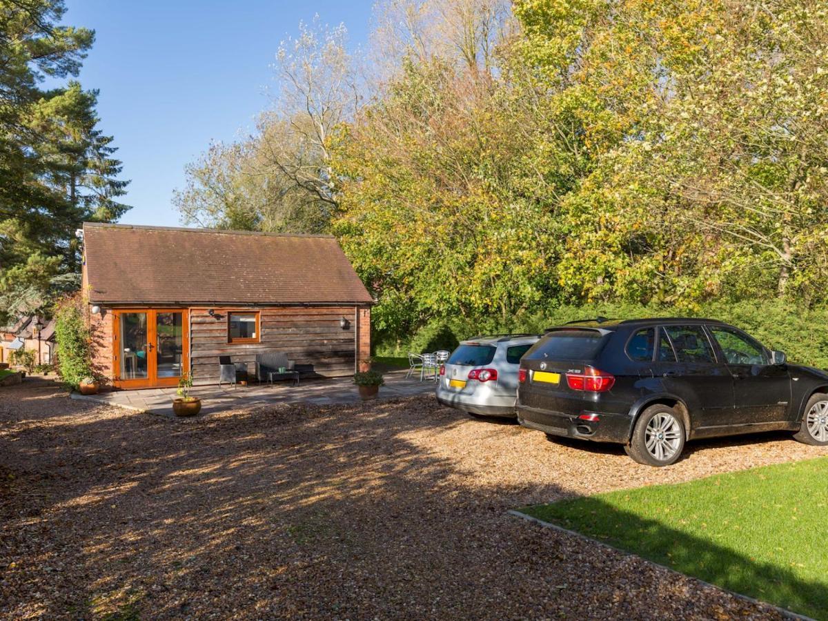 Pass The Keys Rural Retreat In Rowington, Warwickshire Villa Warwick  Exterior photo